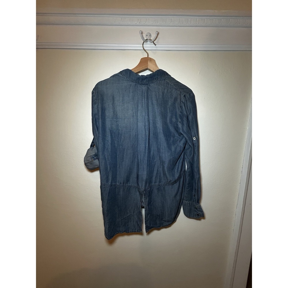 Women's Cloth & Stone Chambray Hidden Button Up‎ High Low Shirt Size Small - Picture 9 of 9